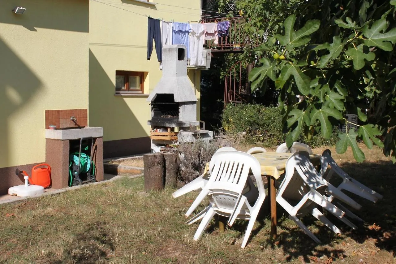Apartments With A Parking Space Umag - 2539
