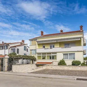  Apartment Alto
