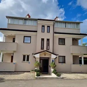 Krizine Apartman