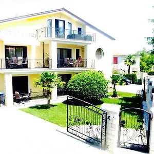 Danex Aida Apartmán