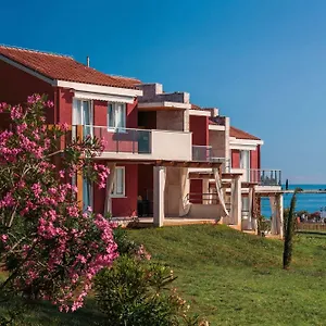 Katoro Plava Laguna Apartmán